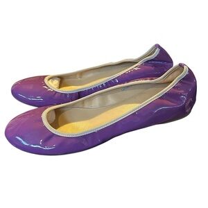 J. Crew Purple Patent Leather Round Toe Size 8 Classic Ballet Flats Cream Trim.